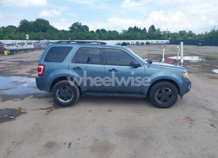 Photo 13 of 2011 Ford Escape XLT (VIN 1FMCU0D78BKA32979)