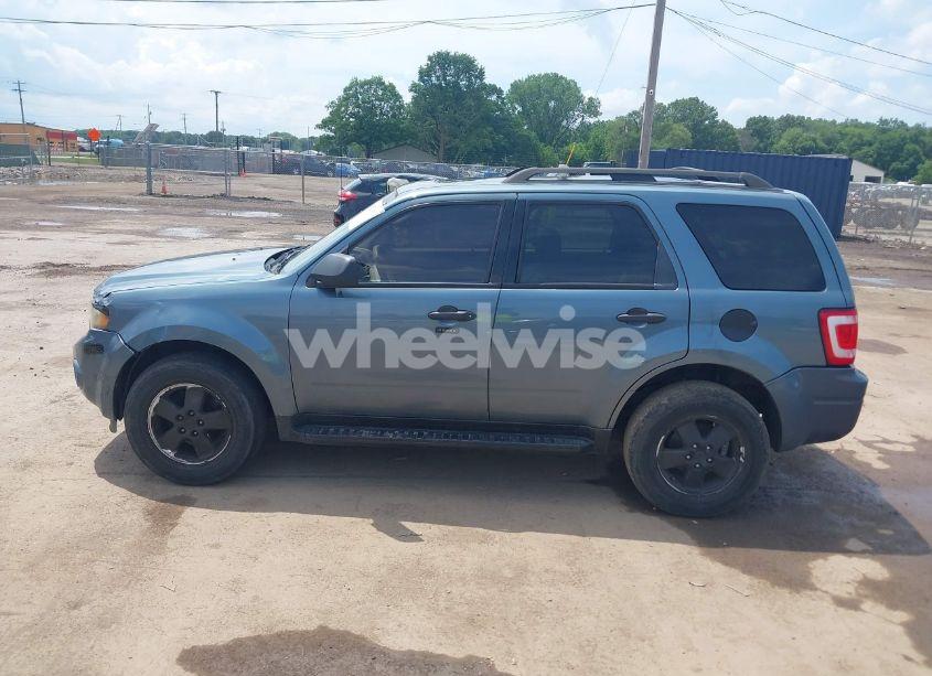 Photo 14 of 2011 Ford Escape XLT (VIN 1FMCU0D78BKA32979)