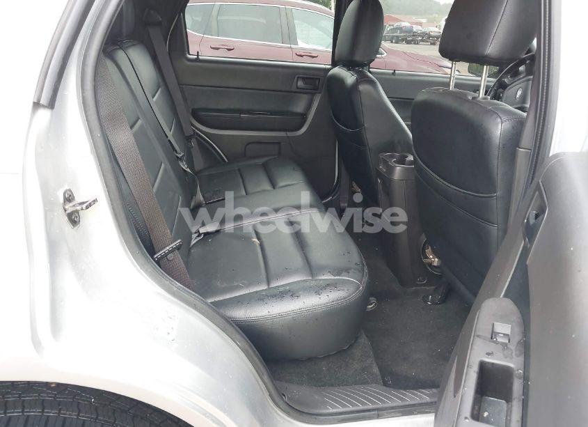 Photo 8 of 2011 Ford Escape XLT (VIN 1FMCU0D78BKB32984)