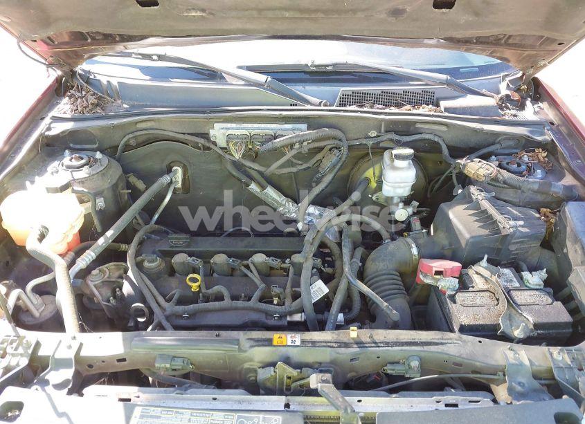 Photo 10 of 2011 Ford Escape XLT (VIN 1FMCU0D78BKB63622)