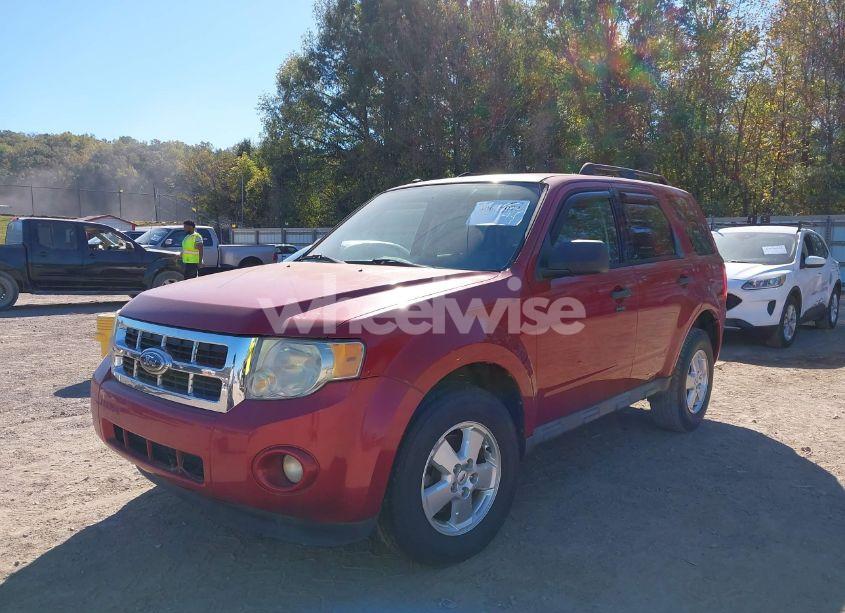 Photo 2 of 2011 Ford Escape XLT (VIN 1FMCU0D78BKB63622)