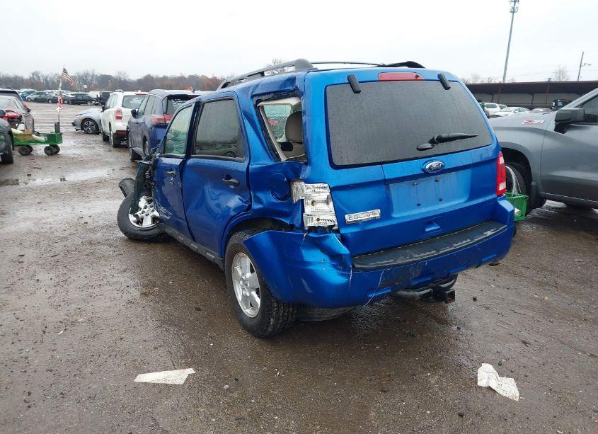 Photo 3 of 2011 Ford Escape XLT (VIN 1FMCU0D78BKB73860)