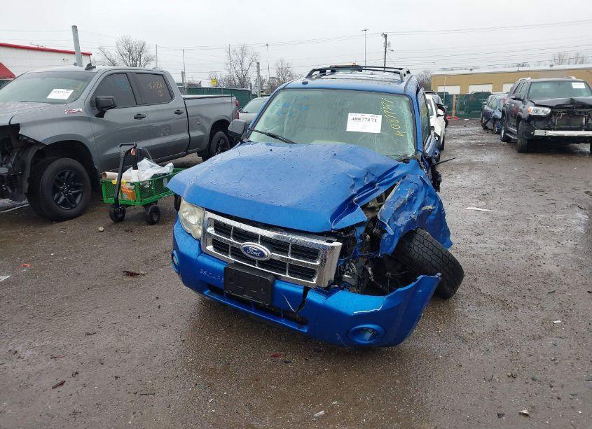 Photo 6 of 2011 Ford Escape XLT (VIN 1FMCU0D78BKB73860)