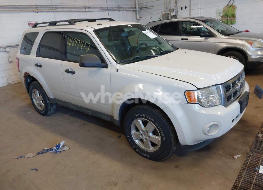 2012 Ford Escape XLT (VIN 1FMCU0D78CKA00471) main photo