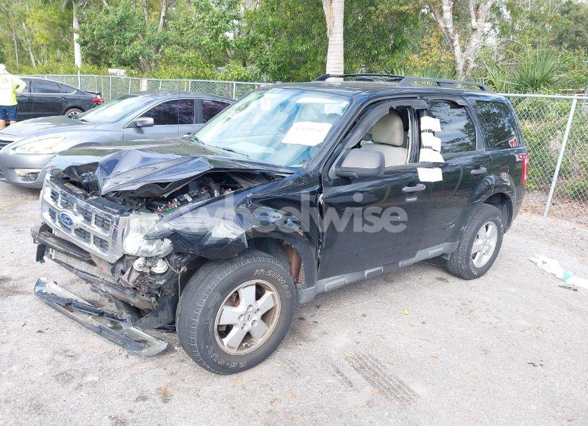 Photo 2 of 2012 Ford Escape XLT (VIN 1FMCU0D78CKA15018)