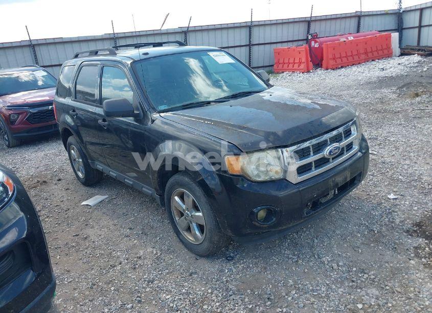 2012 Ford Escape XLT (VIN 1FMCU0D78CKB10419) main photo
