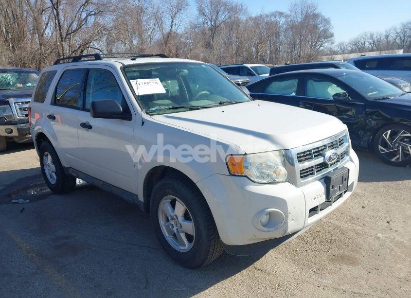 2012 Ford Escape XLT (VIN 1FMCU0D78CKC82398) main photo