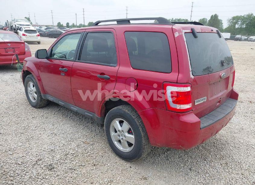 Photo 3 of 2010 Ford Escape XLT (VIN 1FMCU0D79AKA02128)