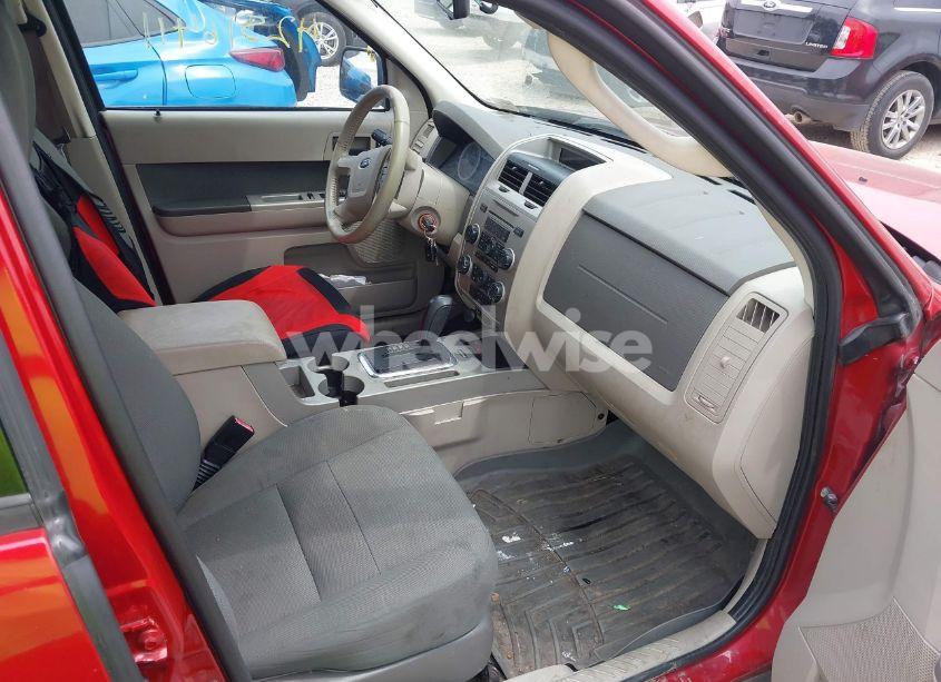 Photo 5 of 2010 Ford Escape XLT (VIN 1FMCU0D79AKA02128)