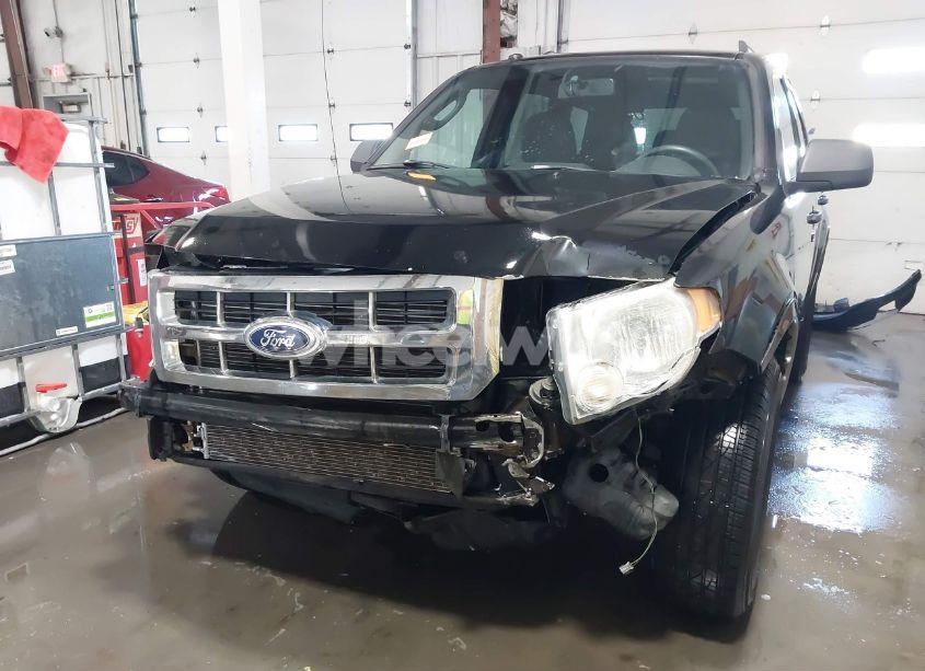 Photo 6 of 2010 Ford Escape XLT (VIN 1FMCU0D79AKB07963)