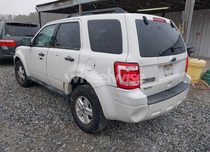 Photo 3 of 2010 Ford Escape XLT (VIN 1FMCU0D79AKB19093)