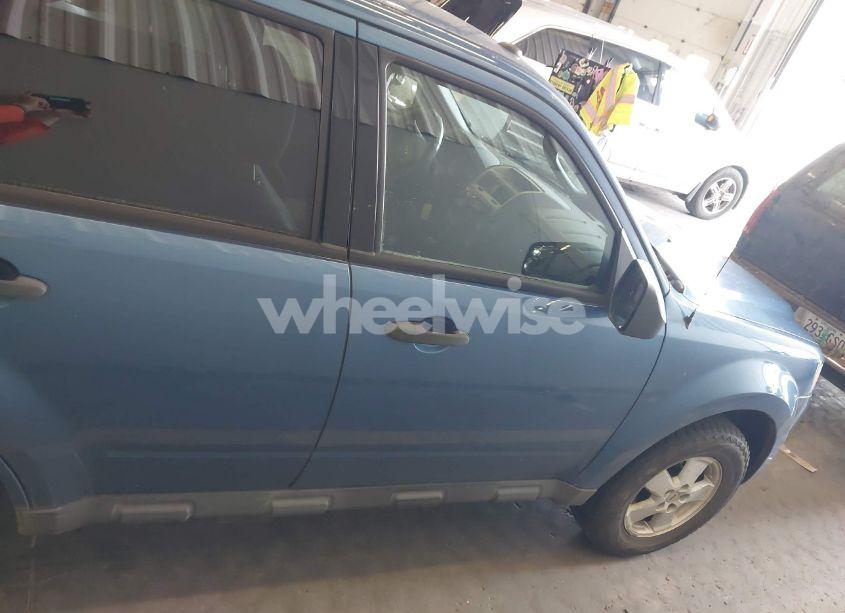 Photo 14 of 2010 Ford Escape XLT (VIN 1FMCU0D79AKC17542)