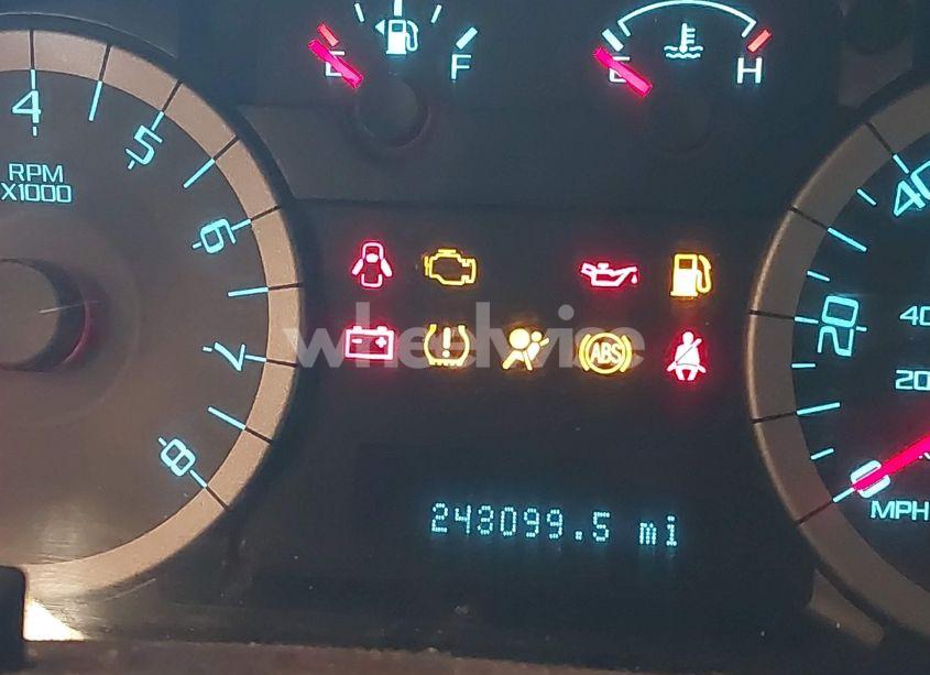 Photo 16 of 2010 Ford Escape XLT (VIN 1FMCU0D79AKC17542)