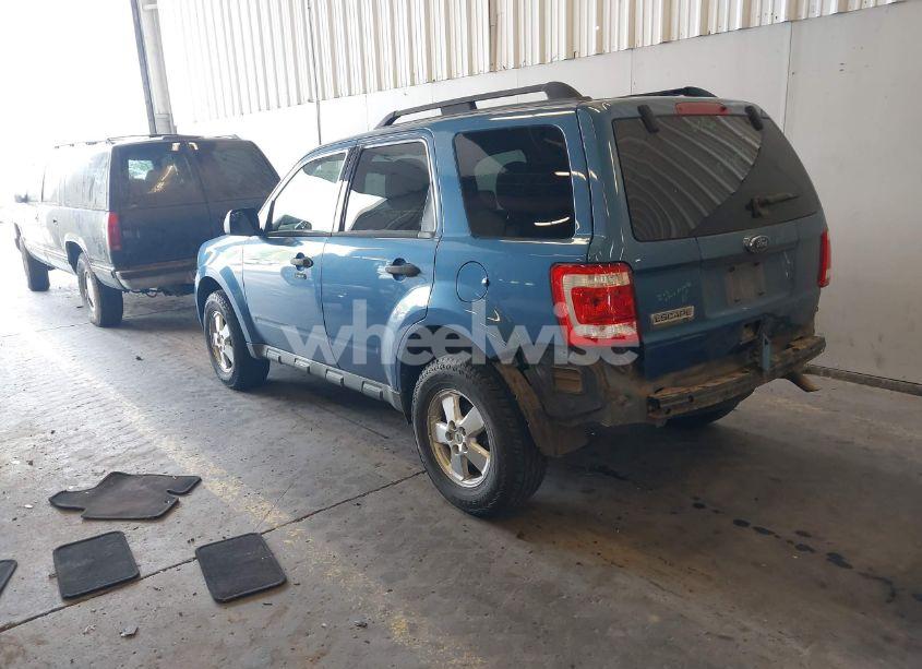 Photo 3 of 2010 Ford Escape XLT (VIN 1FMCU0D79AKC17542)