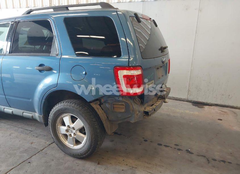 Photo 6 of 2010 Ford Escape XLT (VIN 1FMCU0D79AKC17542)