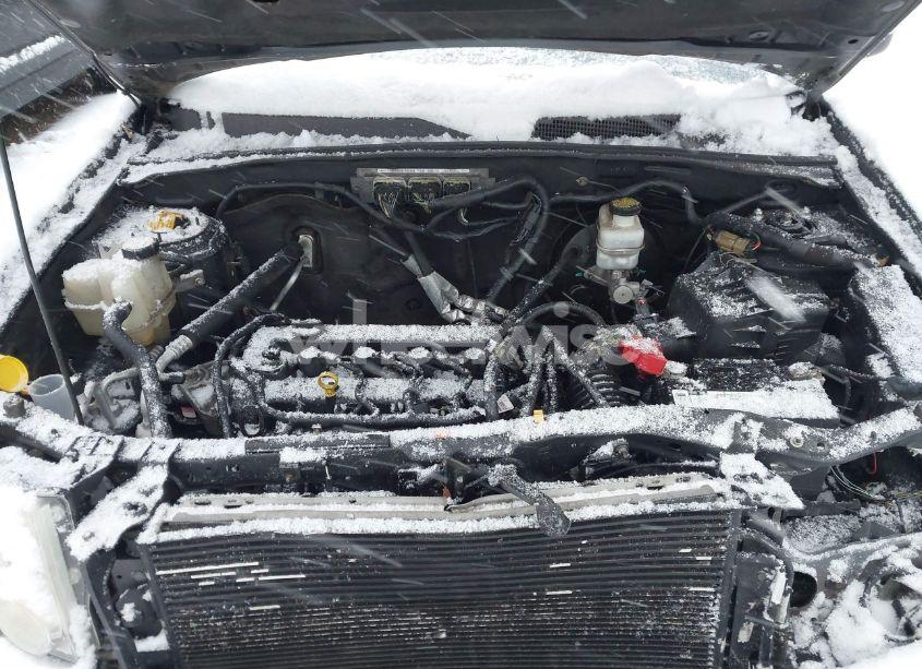 Photo 10 of 2010 Ford Escape XLT (VIN 1FMCU0D79AKC64599)