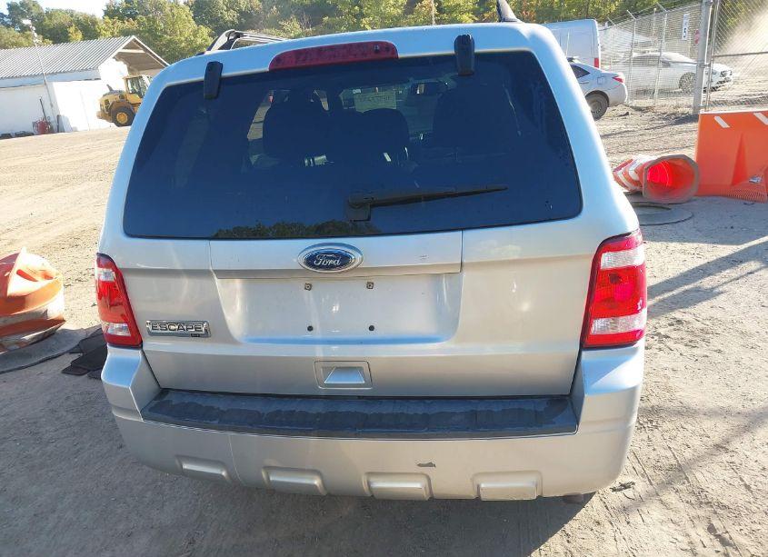 Photo 16 of 2010 Ford Escape XLT (VIN 1FMCU0D79AKC99742)