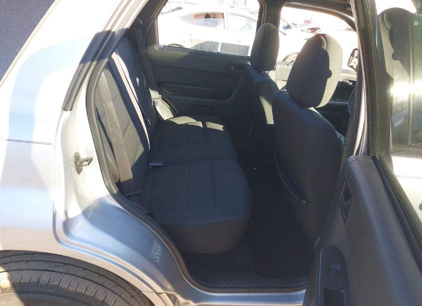 Photo 8 of 2010 Ford Escape XLT (VIN 1FMCU0D79AKC99742)