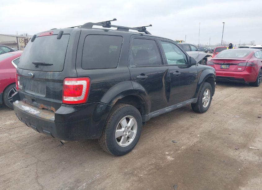 Photo 4 of 2010 Ford Escape XLT (VIN 1FMCU0D79AKD10657)