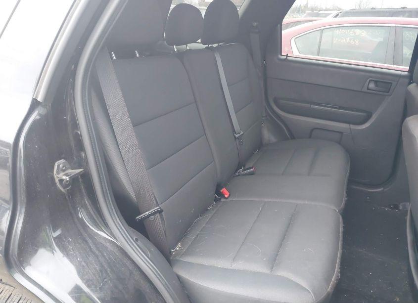 Photo 8 of 2010 Ford Escape XLT (VIN 1FMCU0D79AKD10657)
