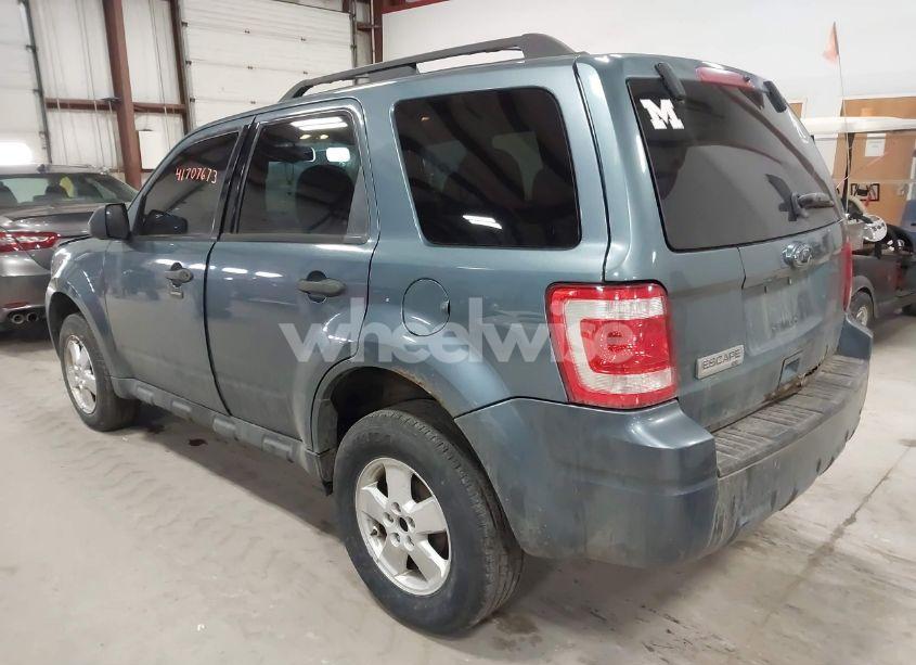 Photo 3 of 2010 Ford Escape XLT (VIN 1FMCU0D79AKD32139)