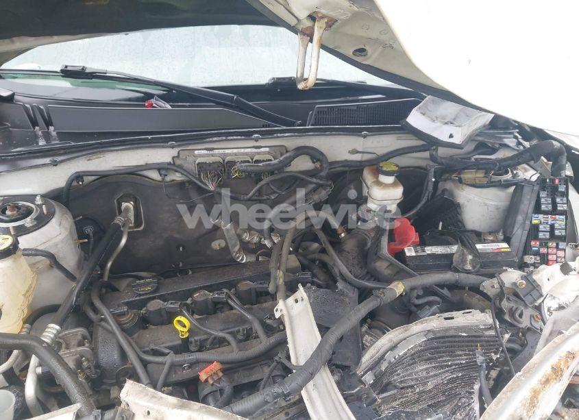 Photo 10 of 2011 Ford Escape XLT (VIN 1FMCU0D79BKA66350)