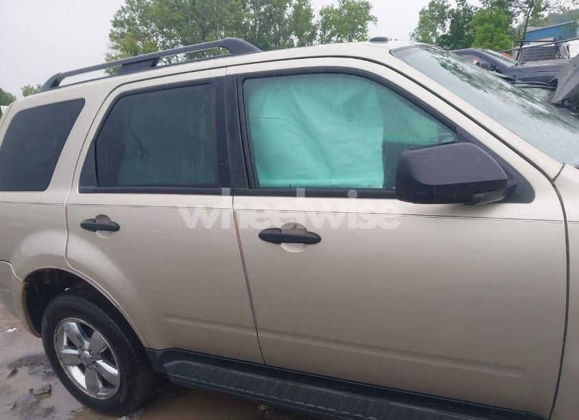 Photo 13 of 2011 Ford Escape XLT (VIN 1FMCU0D79BKA66350)