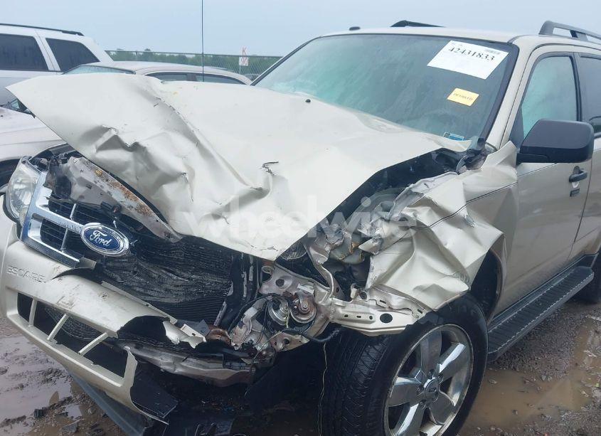 Photo 6 of 2011 Ford Escape XLT (VIN 1FMCU0D79BKA66350)