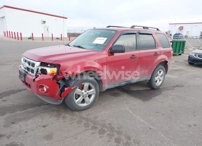 Photo 2 of 2011 Ford Escape XLT (VIN 1FMCU0D79BKB91140)