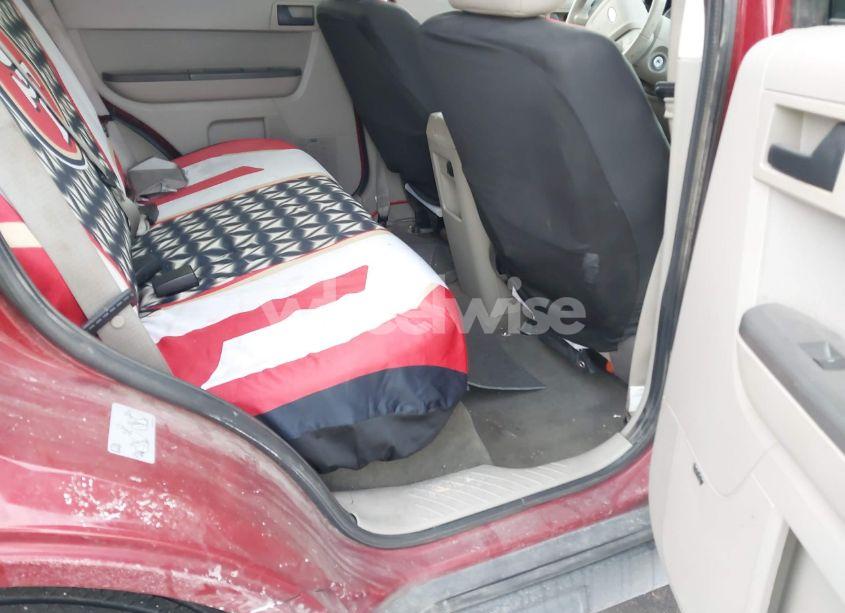 Photo 8 of 2011 Ford Escape XLT (VIN 1FMCU0D79BKB91140)