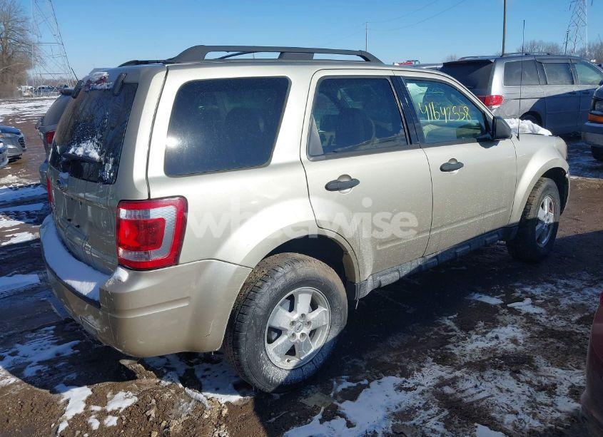 Photo 4 of 2011 Ford Escape XLT (VIN 1FMCU0D79BKC17042)
