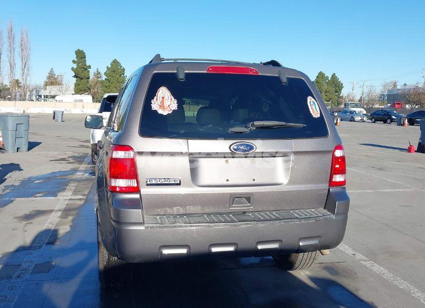 Photo 16 of 2011 Ford Escape XLT (VIN 1FMCU0D79BKC63888)