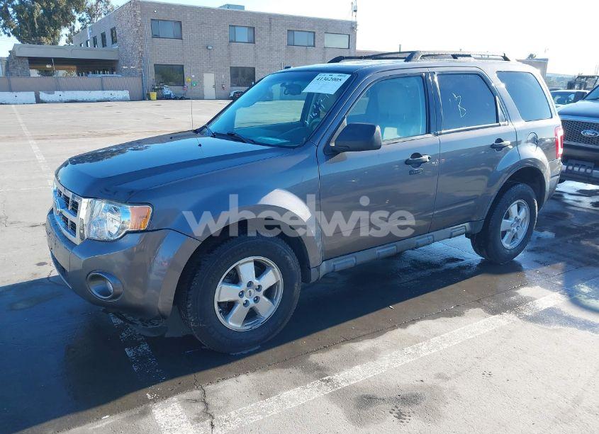 Photo 2 of 2011 Ford Escape XLT (VIN 1FMCU0D79BKC63888)