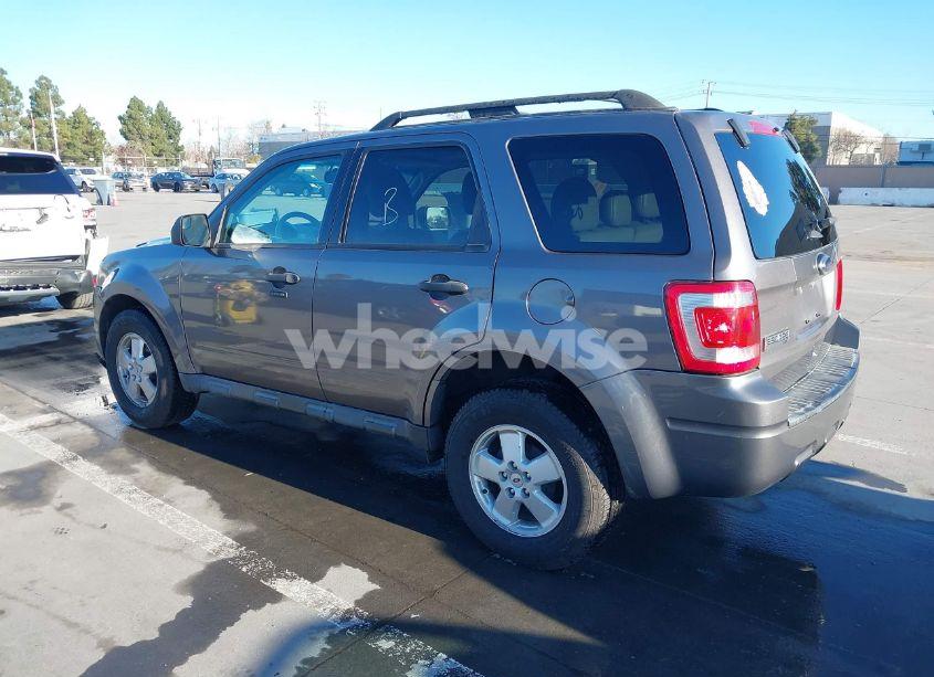 Photo 3 of 2011 Ford Escape XLT (VIN 1FMCU0D79BKC63888)