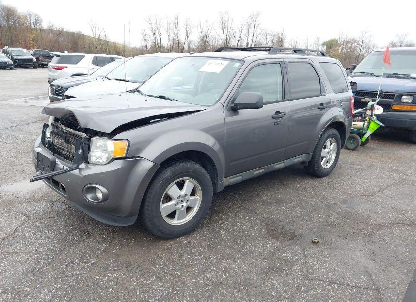 Photo 2 of 2012 Ford Escape XLT (VIN 1FMCU0D79CKB36057)