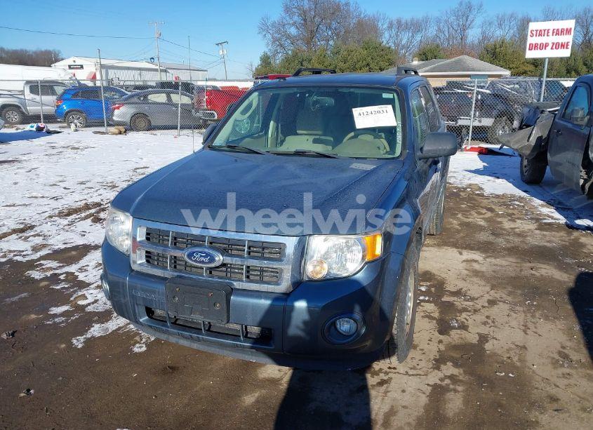 Photo 2 of 2012 Ford Escape XLT (VIN 1FMCU0D79CKC61334)