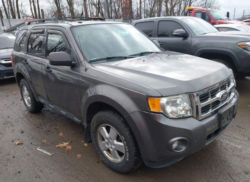 2012 Ford Escape XLT (VIN 1FMCU0D79CKC61737) main photo