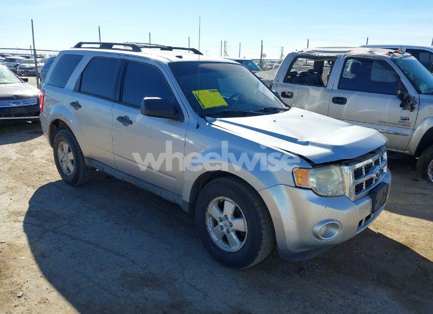 2012 Ford Escape XLT (VIN 1FMCU0D79CKC65562) main photo