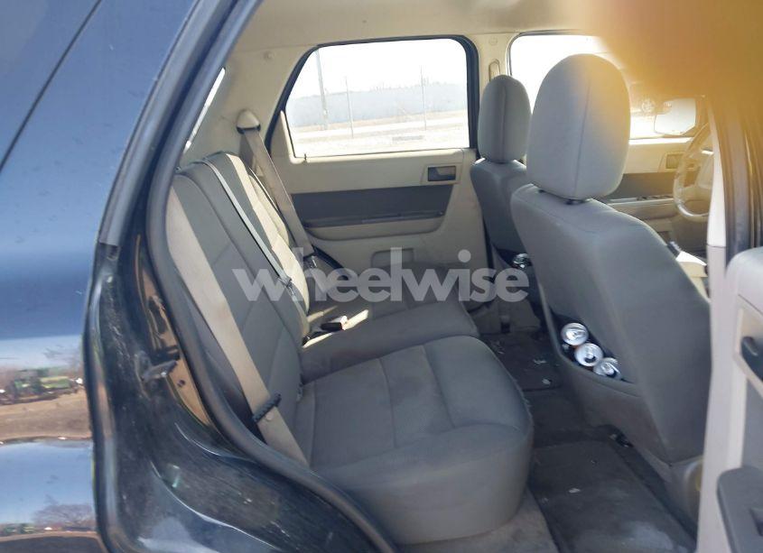 Photo 8 of 2010 Ford Escape XLT (VIN 1FMCU0D7XAKA85861)