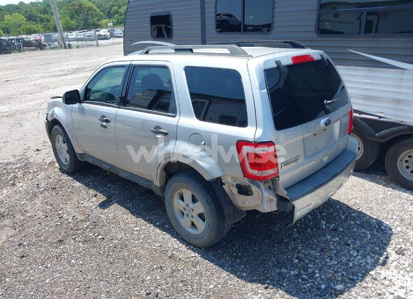 Photo 6 of 2010 Ford Escape XLT (VIN 1FMCU0D7XAKB01802)