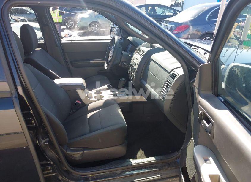 Photo 5 of 2010 Ford Escape XLT (VIN 1FMCU0D7XAKC48394)