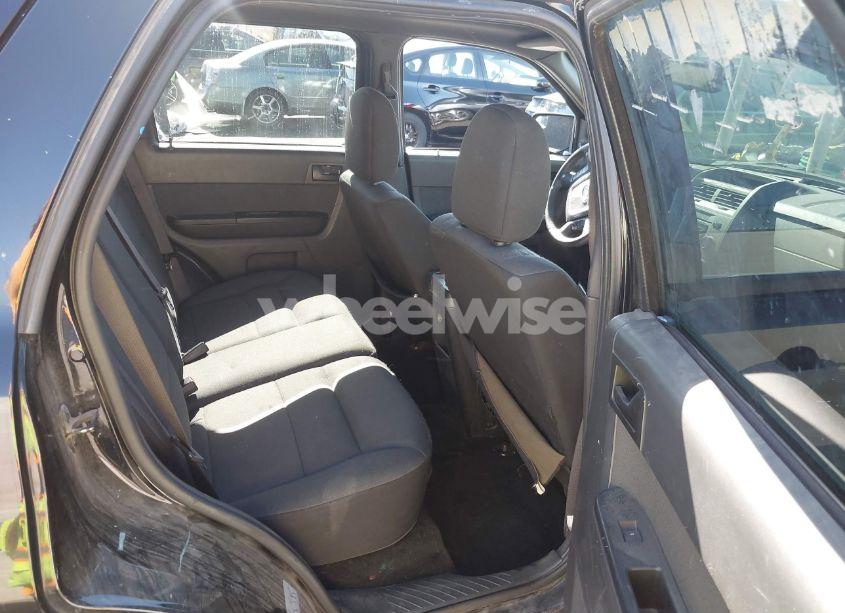 Photo 8 of 2010 Ford Escape XLT (VIN 1FMCU0D7XAKC48394)