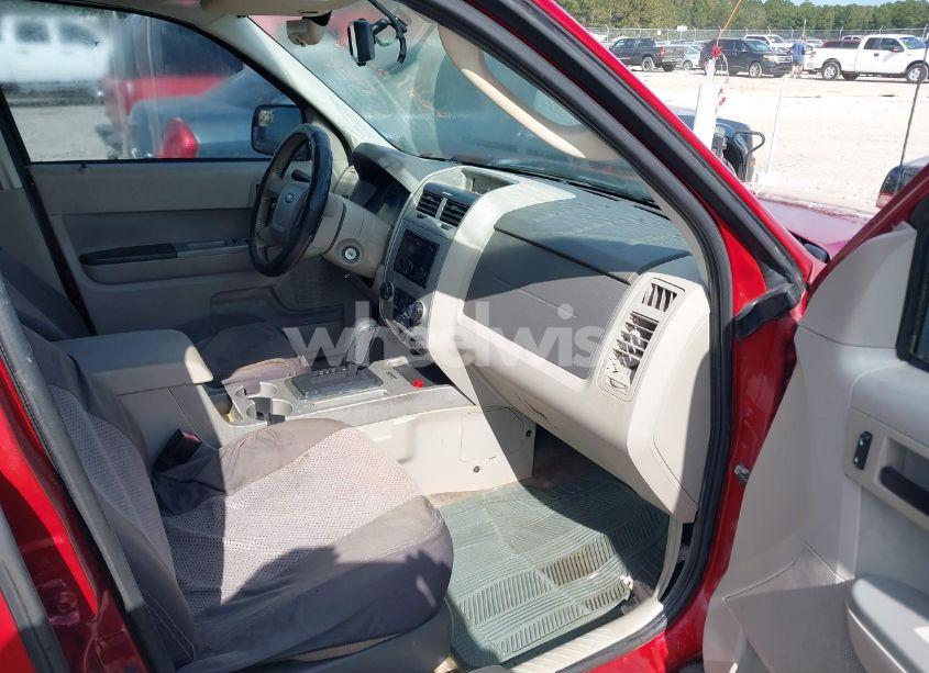 Photo 5 of 2010 Ford Escape XLT (VIN 1FMCU0D7XAKC81878)