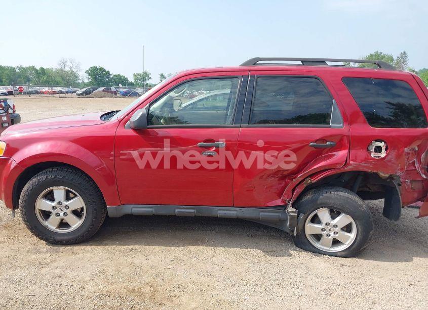 Photo 15 of 2010 Ford Escape XLT (VIN 1FMCU0D7XAKD17651)