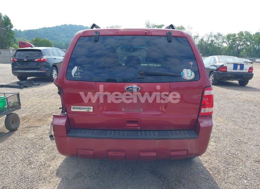 Photo 17 of 2010 Ford Escape XLT (VIN 1FMCU0D7XAKD17651)