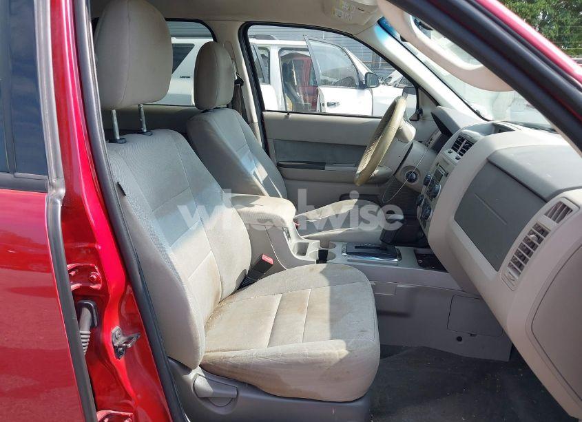 Photo 5 of 2010 Ford Escape XLT (VIN 1FMCU0D7XAKD17651)