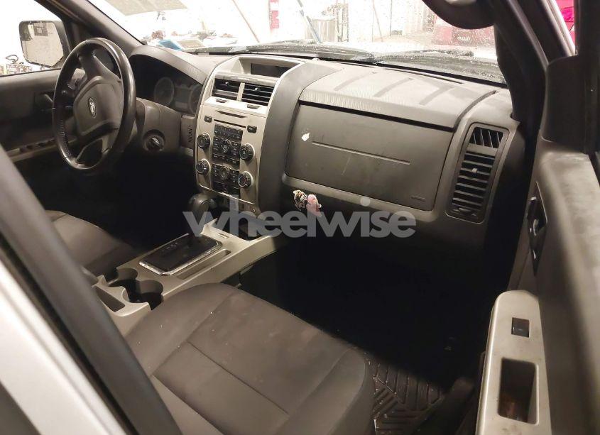 Photo 5 of 2010 Ford Escape XLT (VIN 1FMCU0D7XAKD38371)