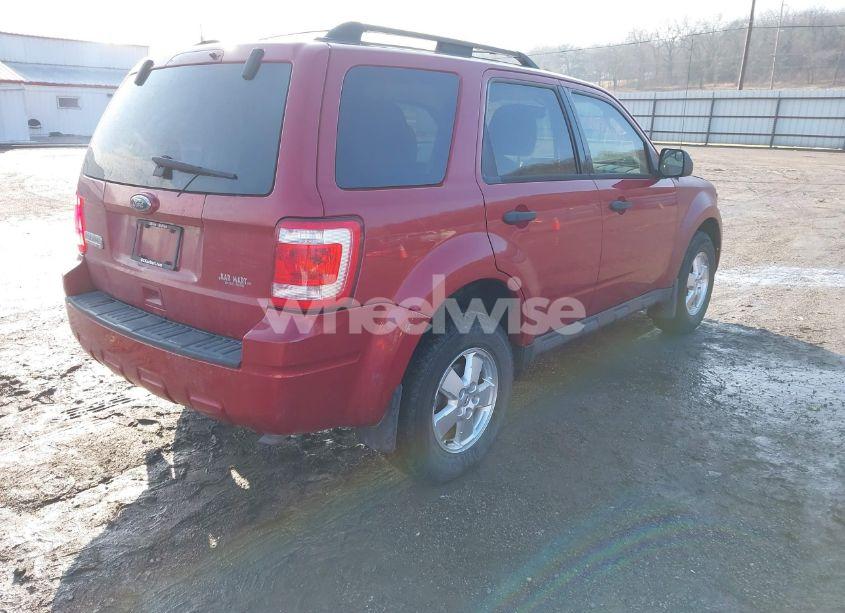 Photo 4 of 2011 Ford Escape XLT (VIN 1FMCU0D7XBKA05038)