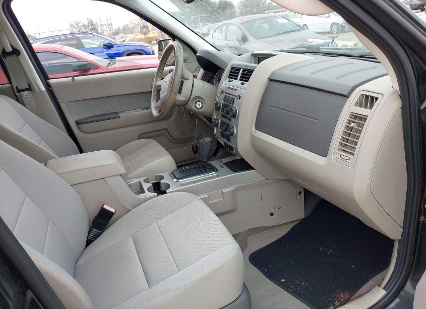 Photo 5 of 2011 Ford Escape XLT (VIN 1FMCU0D7XBKA47497)