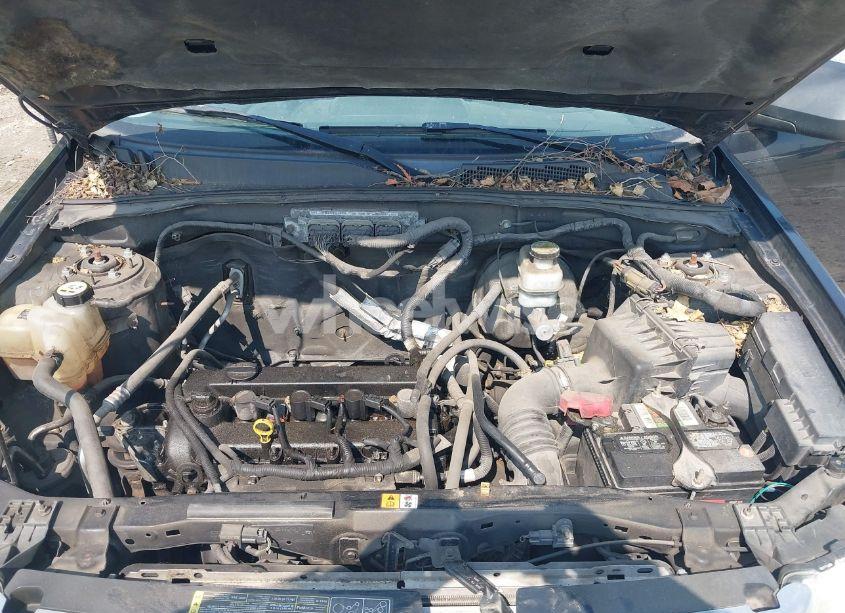 Photo 10 of 2011 Ford Escape XLT (VIN 1FMCU0D7XBKB20139)